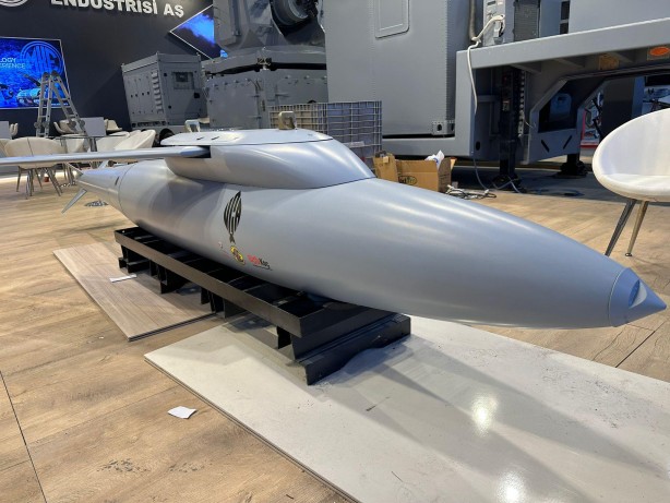 İlk kez çıkıyor! Düşmanın elini kolunu bağlayan silah