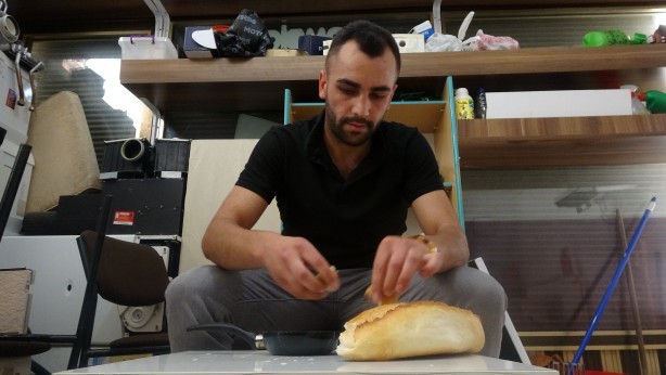 Foto - İlk kez görenler şaşkına dönüyor! Kombi ustasından çılgın test yöntemi