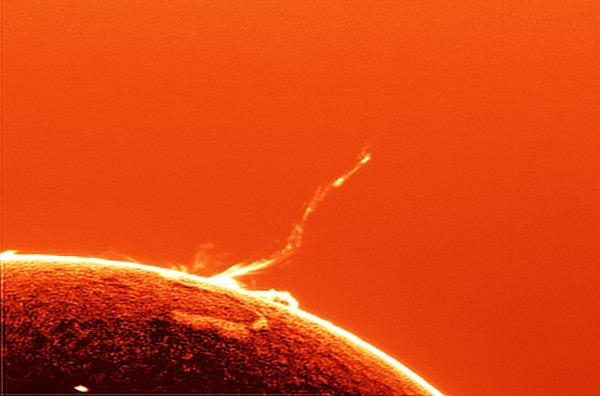 İlk kez görülüyor! Devasa büyüklükte güneş patlaması