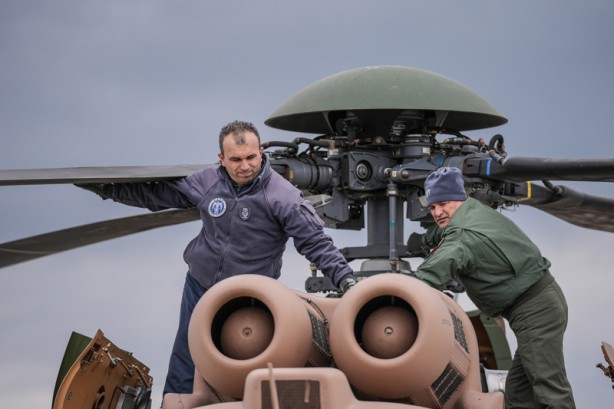 Foto - İlk kez görüntülendiler: Uçar dediğimiz uçak, o andan itibaren uçar
