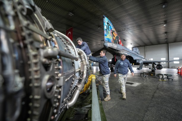 Foto - İlk kez görüntülendiler: Uçar dediğimiz uçak, o andan itibaren uçar