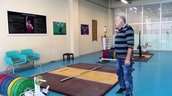 Foto - İlk kez gün yüzüne çıktı! İşte Naim Süleymanoğlu’nun o fotoğrafları