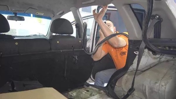 Foto - İlk kez otomobil aldı, hayatının şokunu yaşadı