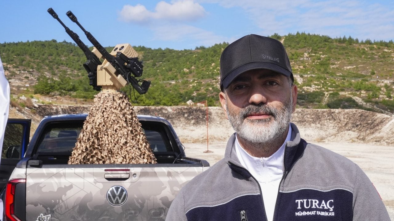Foto - İlk kez yeteneklerini sergiledi! Dronların korkulu rüyası görücüye çıktı