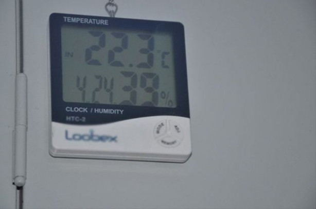 Foto - İlk matbaada basılan esere yalnızca o dokunabiliyor!