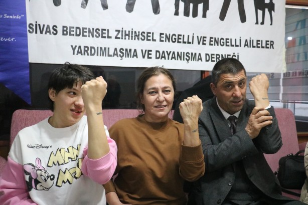 Foto - Herkes merak ediyordu! Diyanet bu dövmeye ‘caizdir’ fetvası verdi