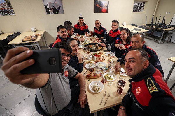 İlk sahur görev başında yapıldı