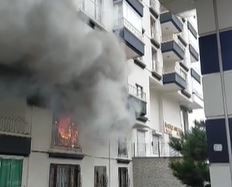 İllet felaketi getiriyor! Alkollü şahıs evini ateşe verdi...