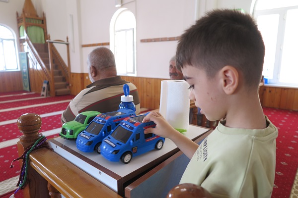 Foto - İmam çocukların yüzünü böyle güldürdü