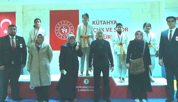 Foto - İmam Hatip Ortaokulları sporda da başarılı! 