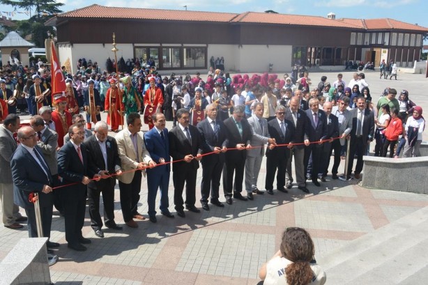 Foto - İmam Hatipler başarıdan başarıya koşuyor