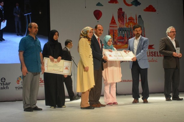 Foto - İmam Hatipler başarıdan başarıya koşuyor