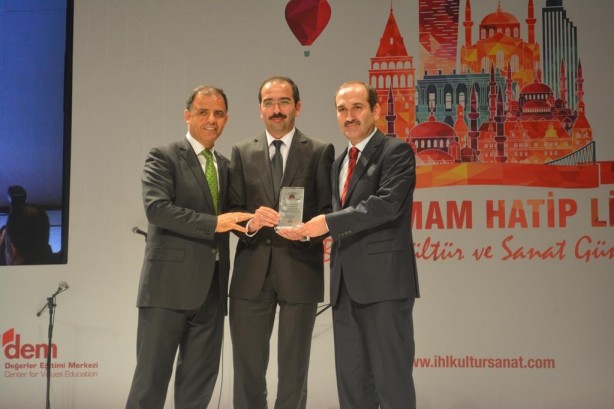 Foto - İmam Hatipler başarıdan başarıya koşuyor