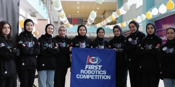 Foto - İmam hatipli kızlar Amerika'daki dünyanın en prestijli robot yarışmalarında! Bakın Türkiye'yi temsil edecekler