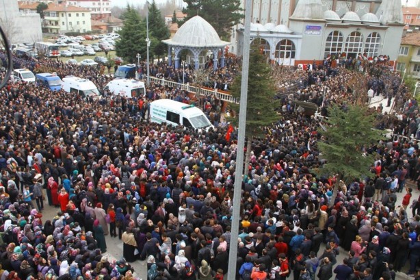 Foto - İmam şehit oğlunun namazını kıldırdı