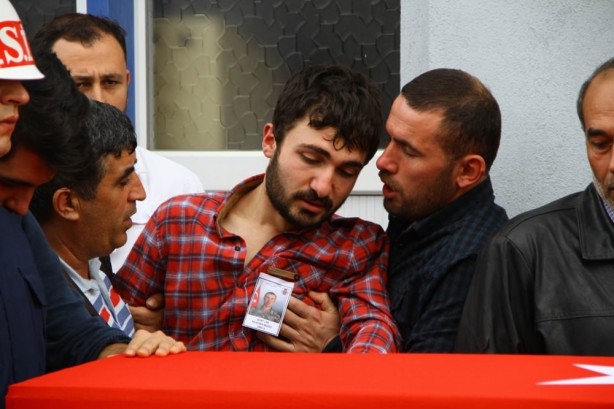 Foto - İmam şehit oğlunun namazını kıldırdı