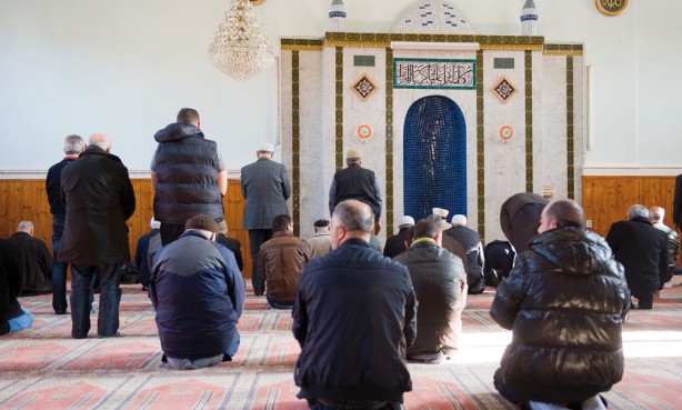 Foto - İmamlarla ilgili tartışmalara neden olacak karar! Mektup Türkiye'ye iletildi