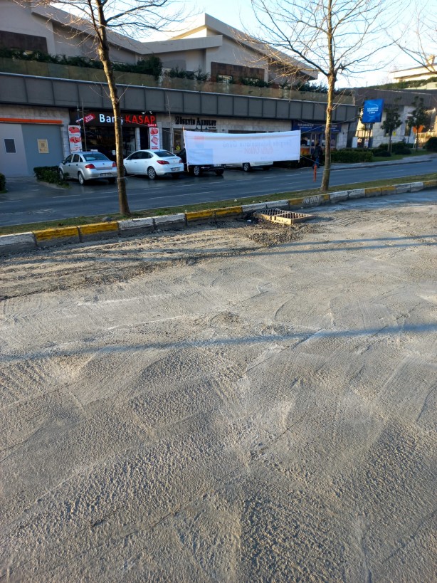 Foto - Bu görüntüler, İmamoğlu'nun 2 villasının olduğu site önünde çekildi!