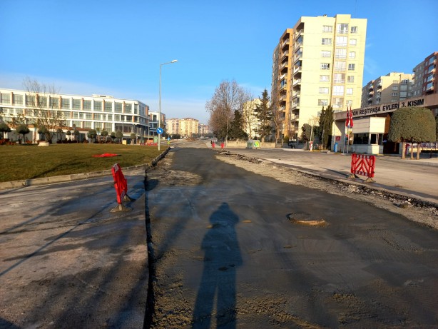 Foto - Bu görüntüler, İmamoğlu'nun 2 villasının olduğu site önünde çekildi!