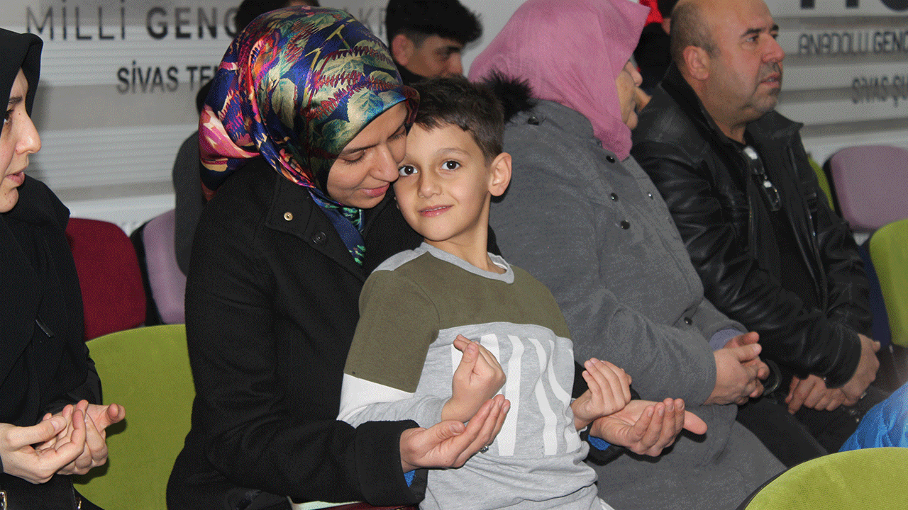 Foto - İmamoğlu bu kadarını bile yapamadı! Sivaslı muhtar sözünü tuttu
