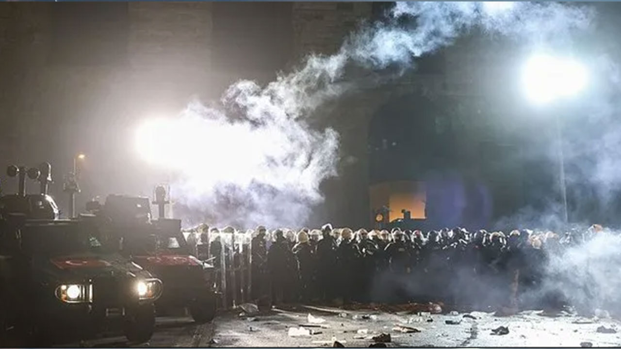 Foto - İmamoğlu için İstanbul sokaklarını karıştıran 102 eylemci hakkında karar verildi