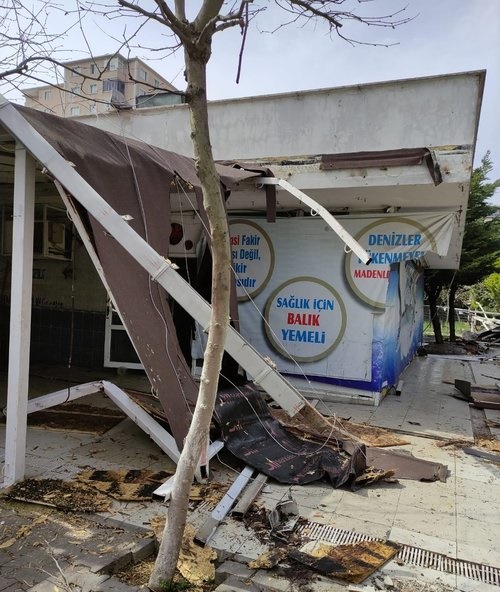 Foto - İmamoğlu kin beslediği vatandaşın tapulu yerini yıktı!
