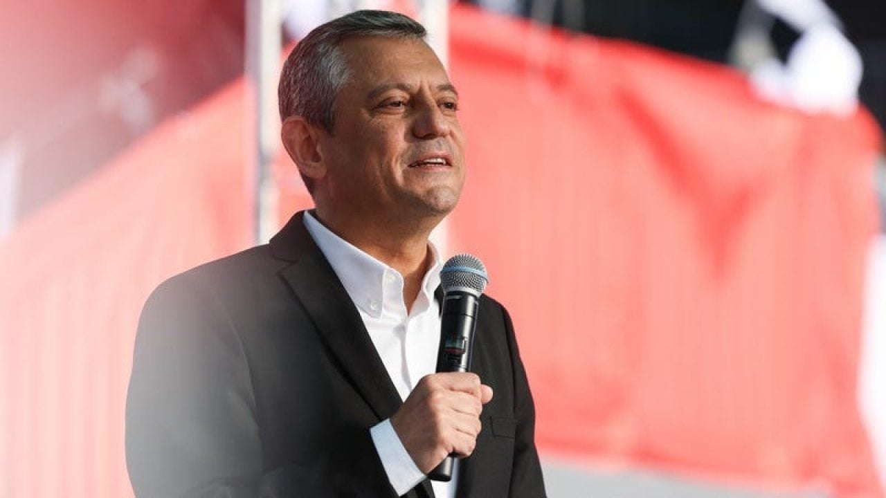 Foto - 'İmamoğlu ve Yavaş değil' dedi: Canlı yayında Yeni Parti'nin cumhurbaşkanı adayını açıkladı