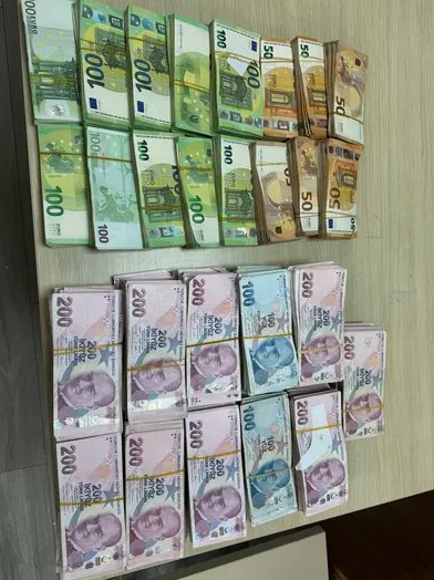 Foto - İmamoğlu yolsuzluk soruşturmasında şok detay! Koli koli 10 bin mermi