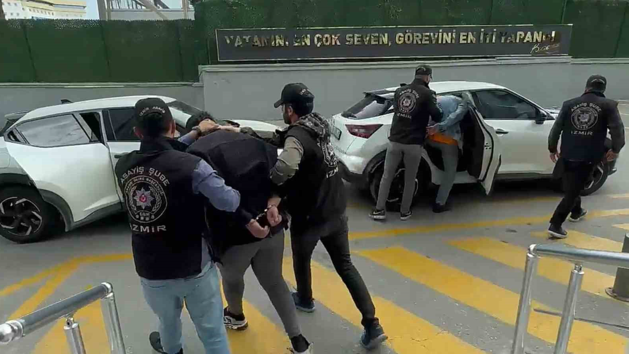 Foto - İmamoğlu’nun adamları gözaltına alındı! Diplomasının usulsüz olduğu şikayetinde bulunan Ozan Özcan’ı tehdit etmişlerdi