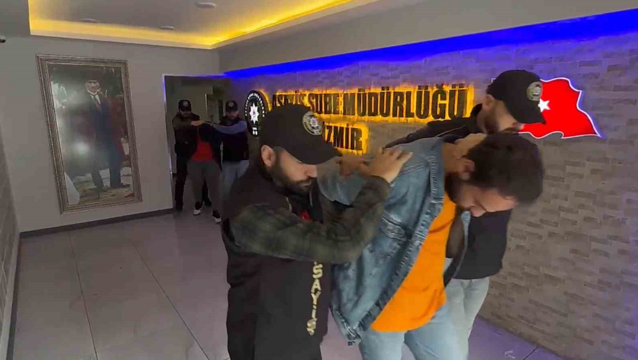 Foto - İmamoğlu’nun adamları gözaltına alındı! Diplomasının usulsüz olduğu şikayetinde bulunan Ozan Özcan’ı tehdit etmişlerdi