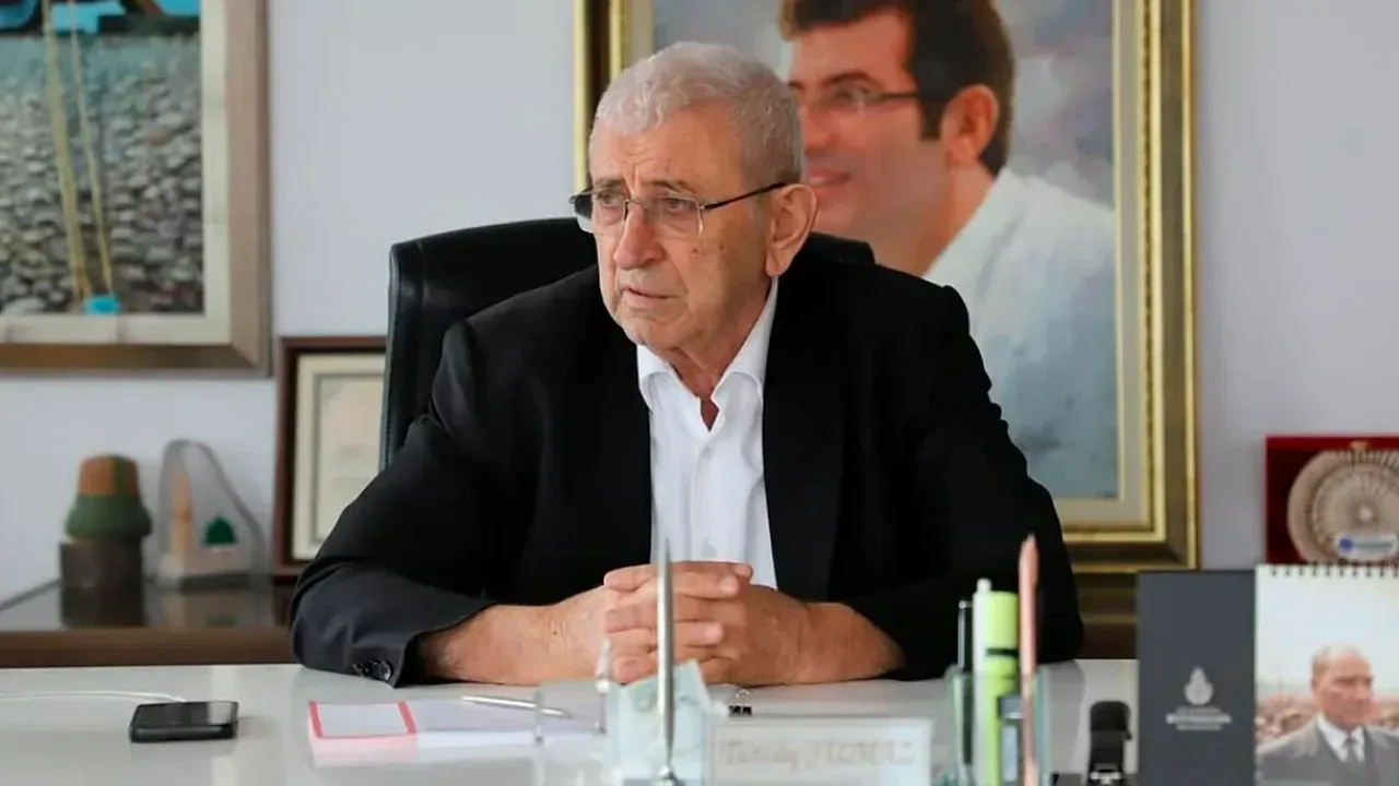 Foto - İmamoğlu’nun babasından reklam kokan hamle! Vay uyanık vay