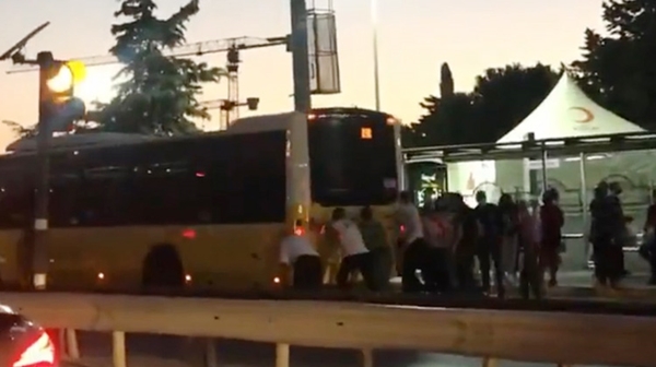 Foto - İmamoğlu'nun "engelleniyoruz" yalanını böyle çürüttü