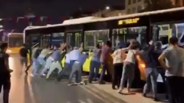 Foto - İmamoğlu'nun "engelleniyoruz" yalanını böyle çürüttü
