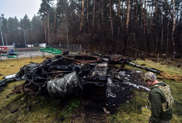 Foto - İmha edilen Rus tankı böyle görüntülendi