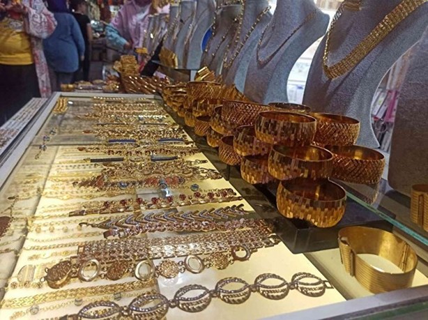 Foto - İmitasyon takılara büyük ilgi! 350 bin liraya alan da var 350 liraya alan da