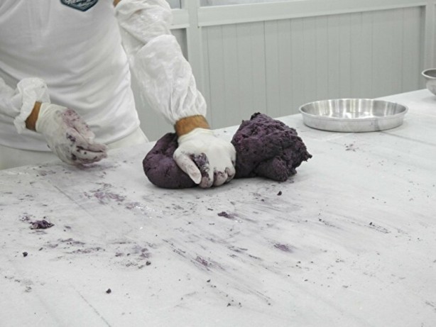 Foto - 'İmkansız' tanımıyorlar! Mor baklava artık sofralarda