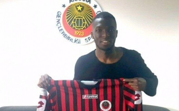 Foto - İmzalar atıldı! İşte transferler