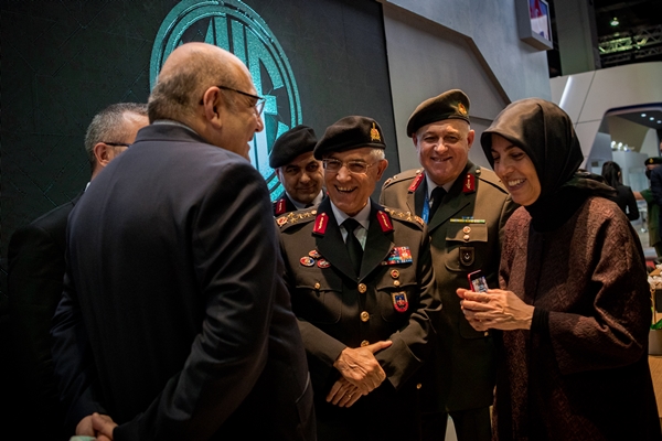Foto - İmzalar atıldı! Türk silahlarını kullanacaklar
