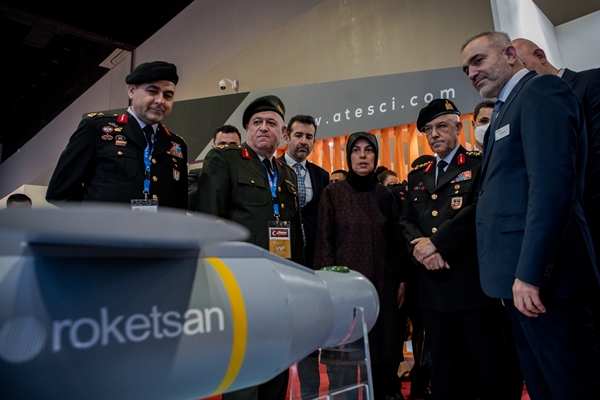 Foto - İmzalar atıldı! Türk silahlarını kullanacaklar