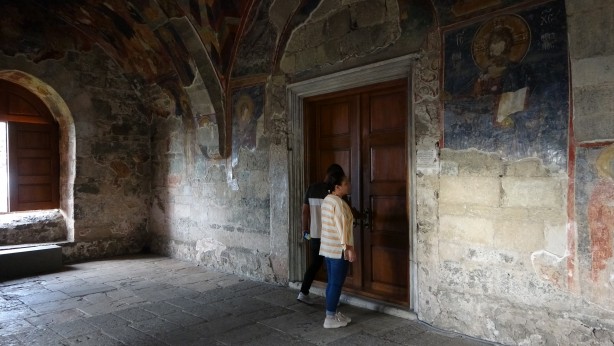 Foto - İn cin top oynuyor! İşte Araplardan geriye kalan manzara