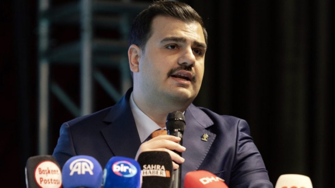 Foto - İnan’dan Özel’e sert tepki: Türk demokrasi tarihinin en çapsız liderisin