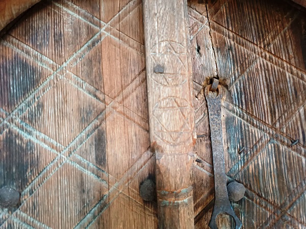 Foto - İnanılması güç ama bu caminin çivileri bile ahşap