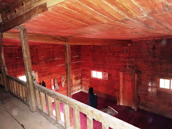 Foto - İnanılması güç ama bu caminin çivileri bile ahşap