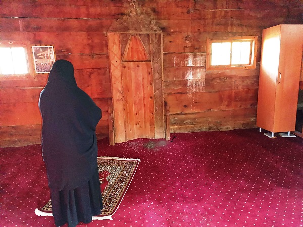 Foto - İnanılması güç ama bu caminin çivileri bile ahşap