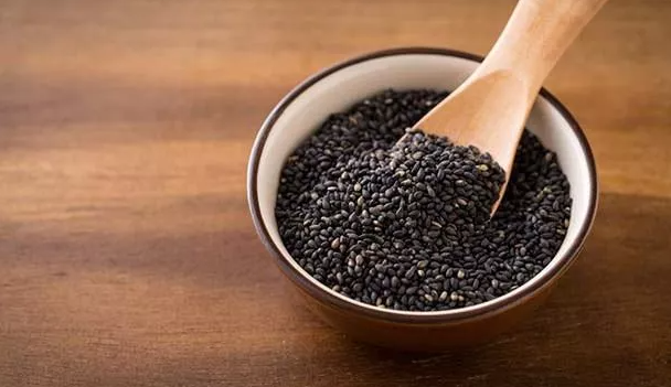 Foto - İnanılmaz faydası var: Diş ağrısı için 2 diş sarımsak!