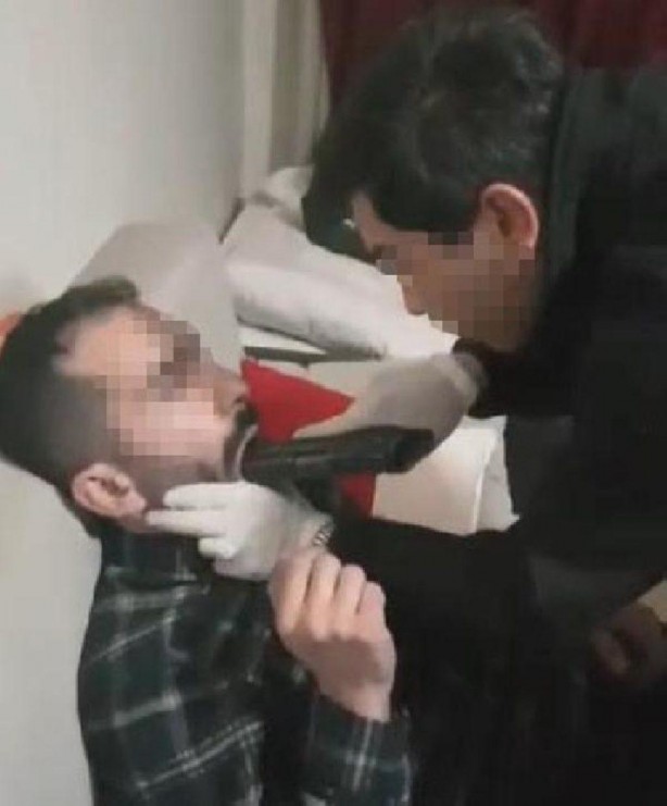 Foto - İnanılmaz olay! Rehin alıp kadın elbisesi giydirdi
