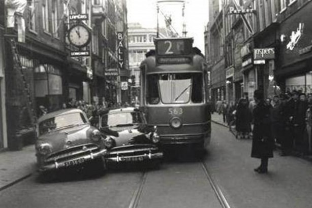 Foto - İnanılmaz trafik kazaları!