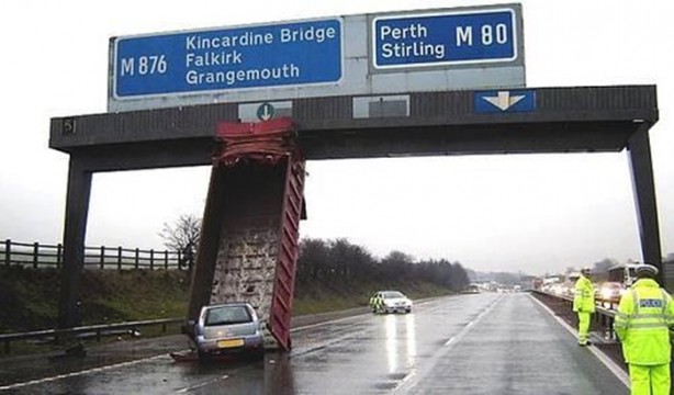 Foto - İnanılmaz trafik kazaları!