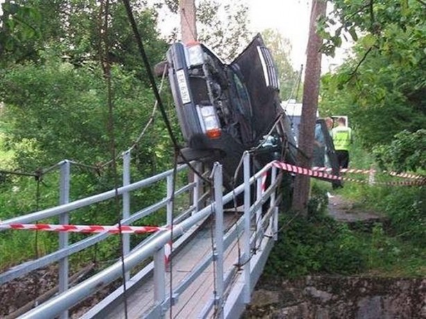Foto - İnanılmaz trafik kazaları!