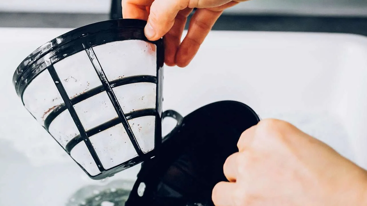 Foto - İnatçı kreç lekesinden kurtulmak bu kadar basitmiş! Çok basit yolu bakın ne, neler var! Kolayca çıktığını göreceksiniz